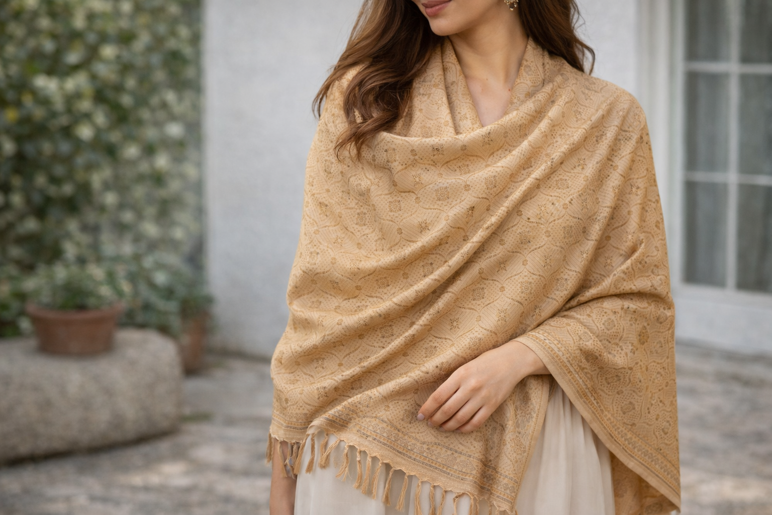 Разные цвета твоего палантина — какие оттенки лучше купить в этом сезоне